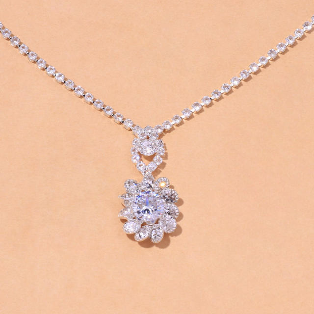Chic easy match diamond necklace set for wedding