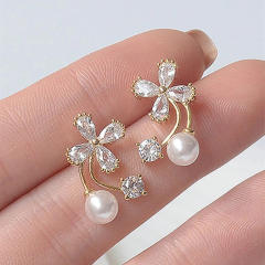 Chic cubic zircon diamond flower pearl women earrings