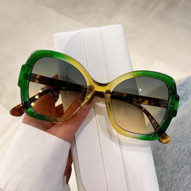 Popular colorful large frame women sunglasses