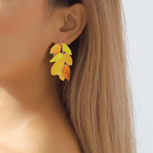 Creative color matching enamel leaf design earrings