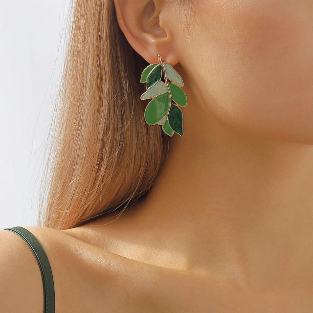 Creative color matching enamel leaf design earrings