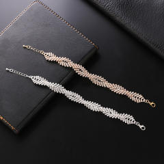Delicate twisted diamond bracelet