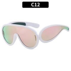 C12