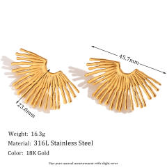 18KG pesonality fan shape stainless steel earrings
