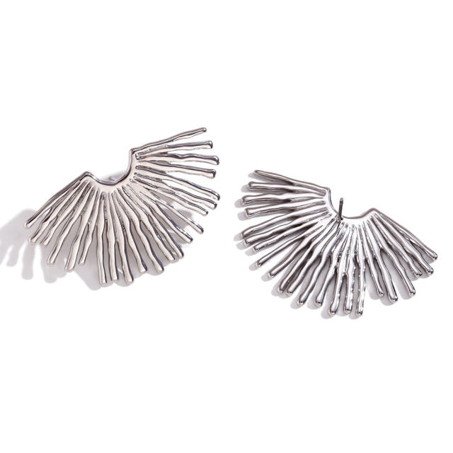 18KG pesonality fan shape stainless steel earrings