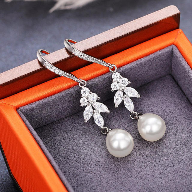 Elegant pearl drop diamond earrings