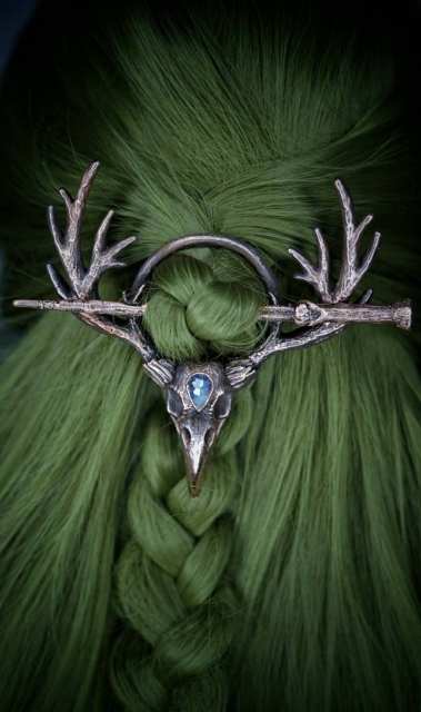 Gothic viking crow metal bun holder with hair sticks
