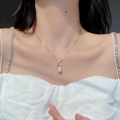 Dainty 925 sterling silver baroque pearl pendant toggle necklace for women