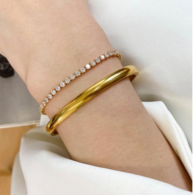 18K gold plated smooth stainless steel band bangle bracelet