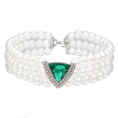 Elegant emerald triangle faux pearl three layer choker necklace