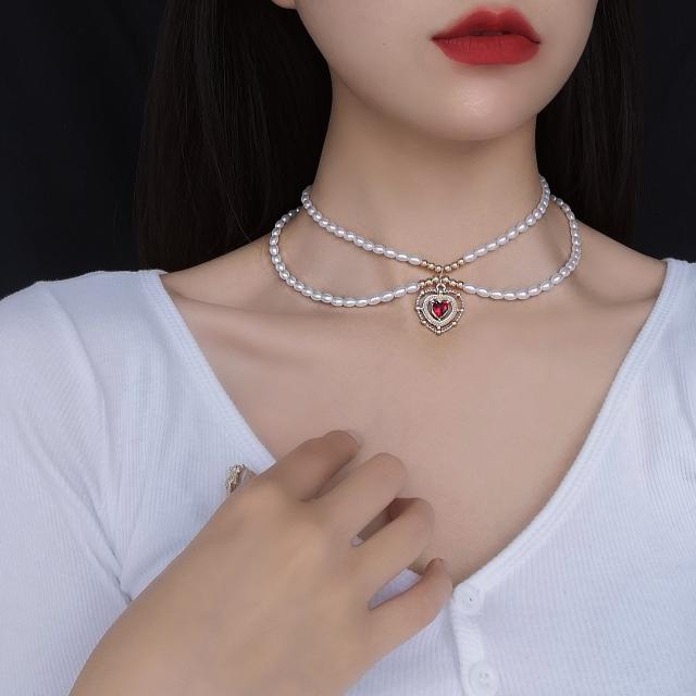 Vintage red heart pendant pearl choker necklace
