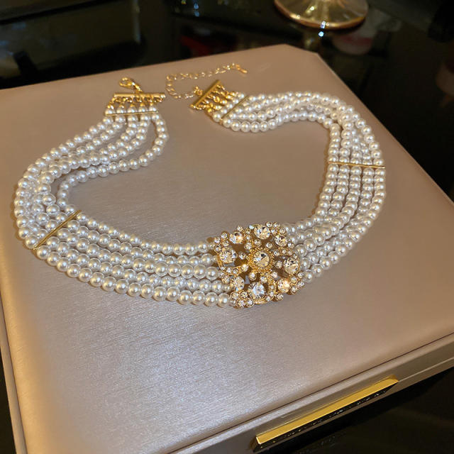 Luxury square shape cubic zircon vintage pearl choker necklace