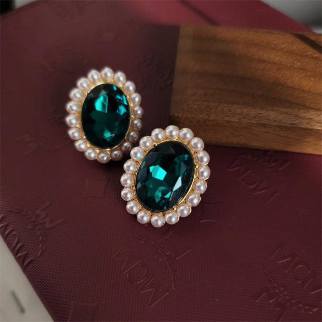 Elegant emerald oval shape pearl strand choker necklace earrings set