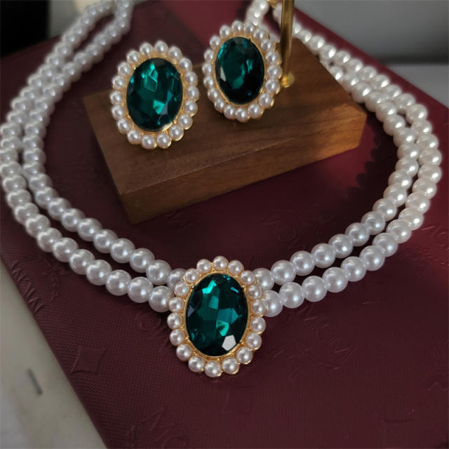 Elegant emerald oval shape pearl strand choker necklace earrings set