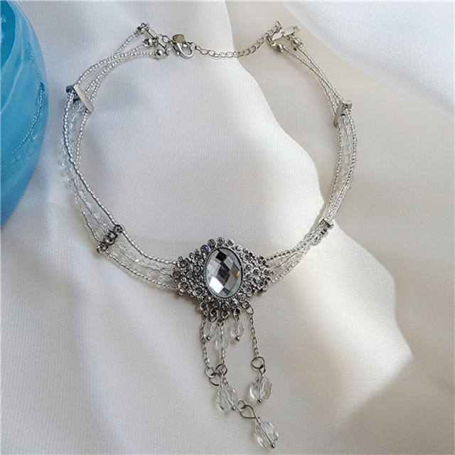 Baroque white black color bead tassel choker necklace