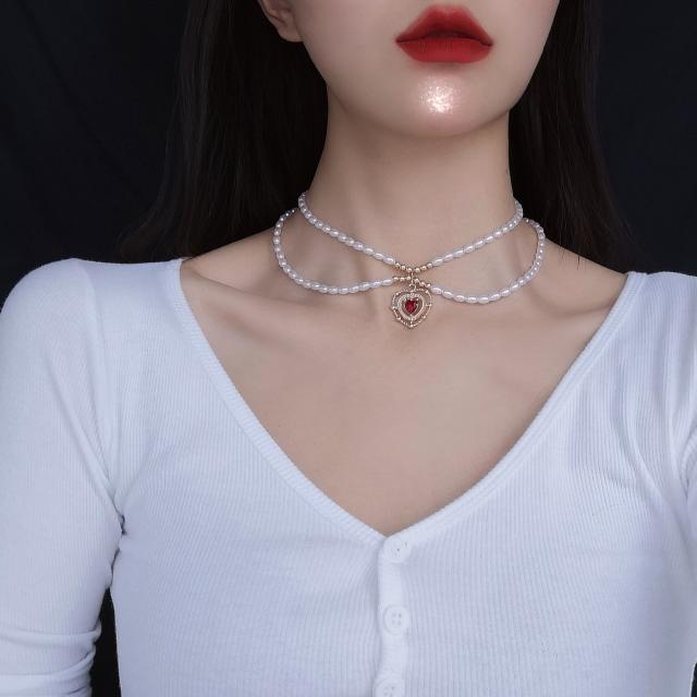 Vintage red heart pendant pearl choker necklace