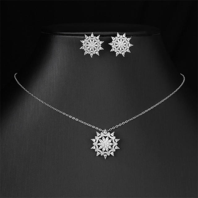 Korean fashion diamond hollow sunflower pendant gold plated copper necklace set