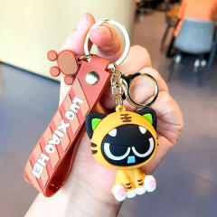 Cute cartoon cat gift box keychain