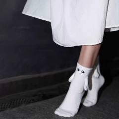 Hot sale Magnetic attraction hand couple socks women men tiktok