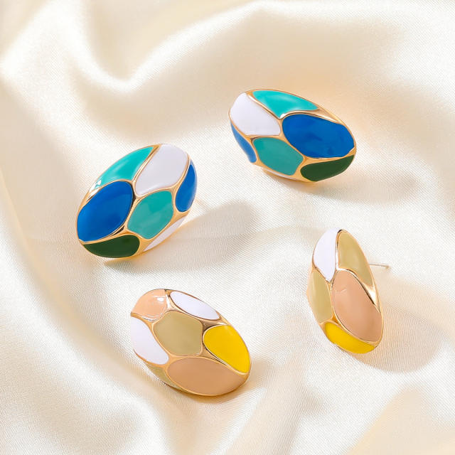 Sweet contrast color enamel oval shape metal studs earrings