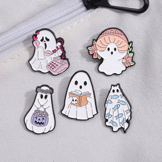 Halloween the ghost metal pin brooch gift brooch