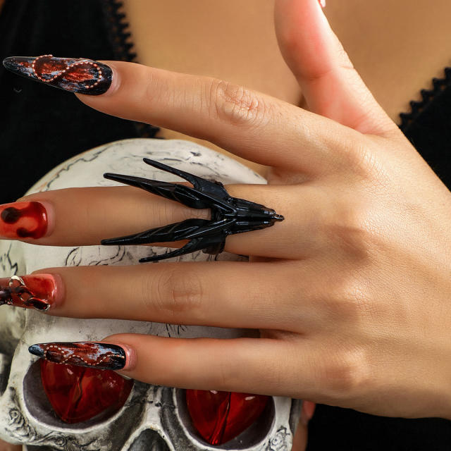 Punk trend halloween black dragon design finger rings