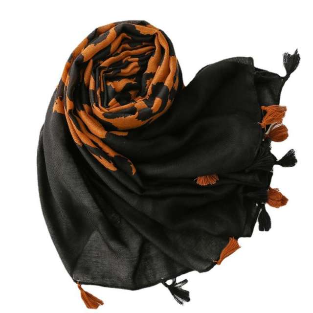 Hot sale leopard grain pattern fashion scarf