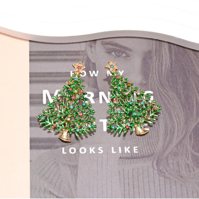 Concise green color enamel christmas tree alloy dangle earrings