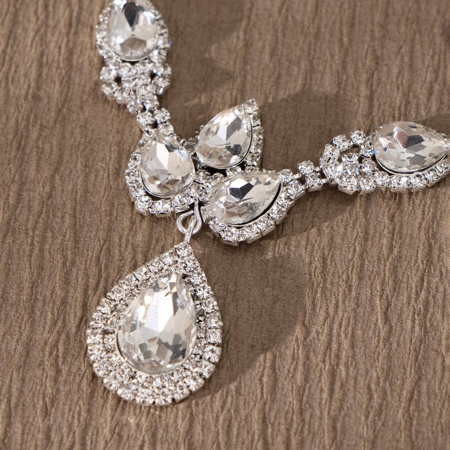 Diamond necklace set for bridal prom