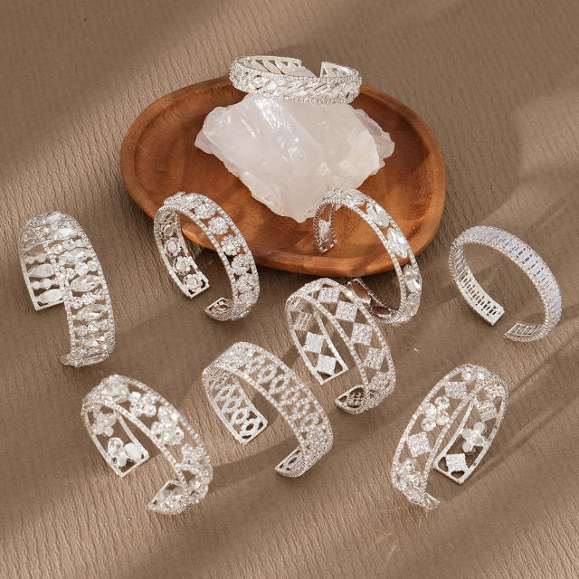 Luxury diamond elastic cuff bangle for wedding bridal