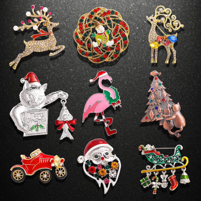 Christmas flamingo christmas tree metal brooch