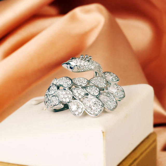 Delicate full diamond peacock design finger rings