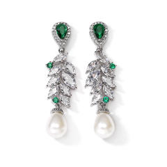 Delicate horse eye shape cubic zircon drop pearl diamond earrings
