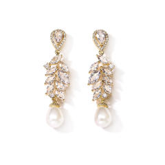 Delicate horse eye shape cubic zircon drop pearl diamond earrings