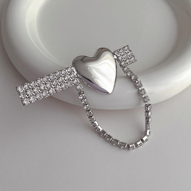 Korean fashion diamond chain silver heart women brooch