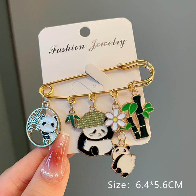Chinese trend cute panada bamboo metal pin brooch