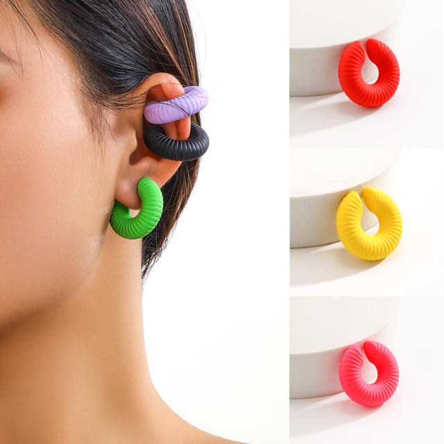 Y2K colorful chunky ear cuff