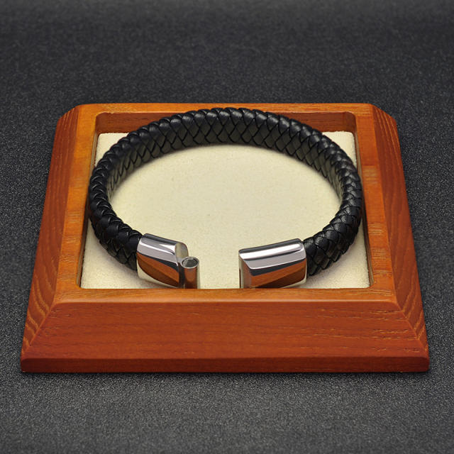 Easy match braid leather stainless steel clasp bracelet for men