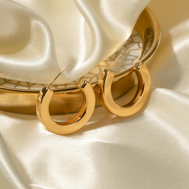 18K gold plated smooth hoop stainless steel earrings
