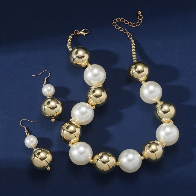 Chunky imitation pearl bead choker necklace set