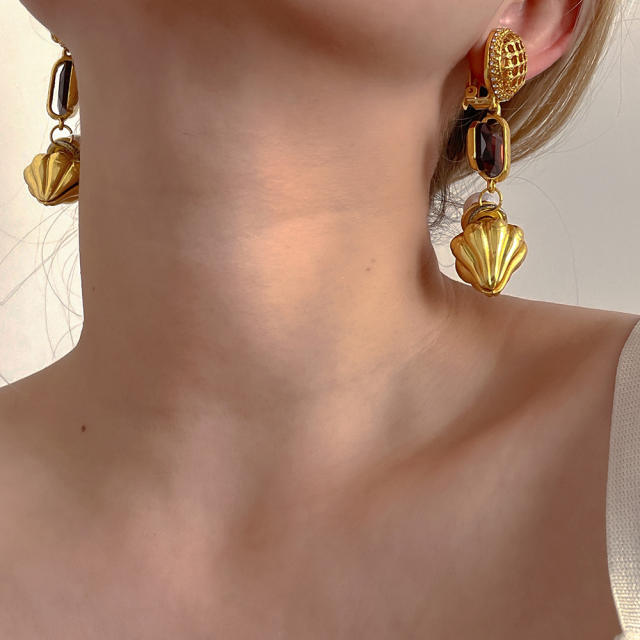 Vintage gold plated copper women dangle clip on earrings