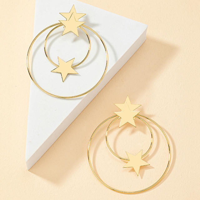 Fashionable gold color star circel earrings