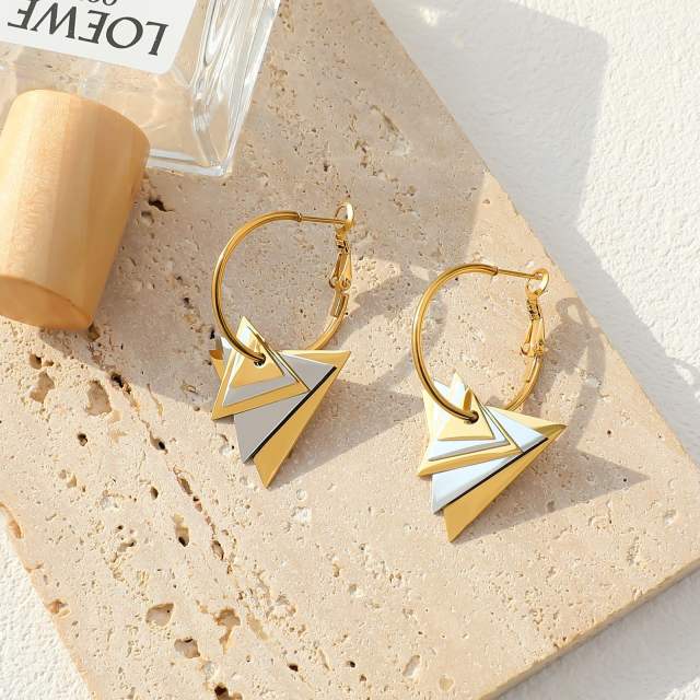 Fashionable two tone geometric block flower stainless steel huggie earrings