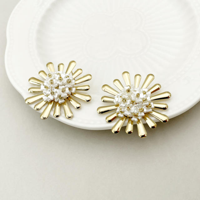 Romantic shell flower daisy flower shape stainless steel studs earrings