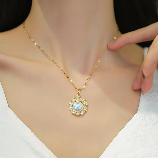 Delicate rotatable pearl diamond flower pendant stainless steel necklace set