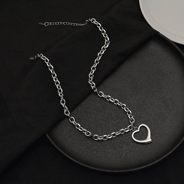Silver color hollow heart pendant chunky chain stainless steel necklace