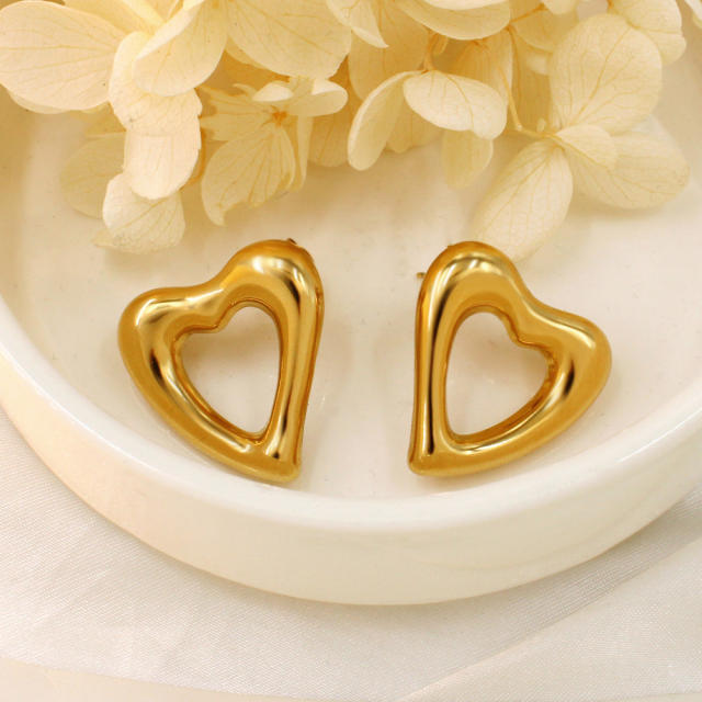 Hollow out heart peach heart stainless steel studs earrings