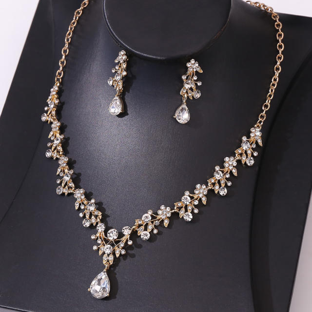 Chic colorful rhinestone delicate wedding bridal necklace set