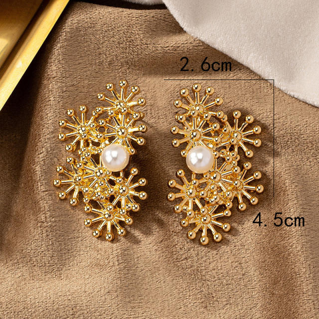 Delicate gold color imitation pearl bead snow flake metal earrings