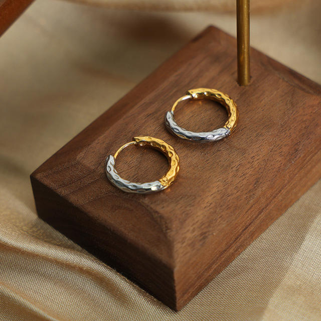 Two tone Hammer pattern small hoop stainless steel earrings